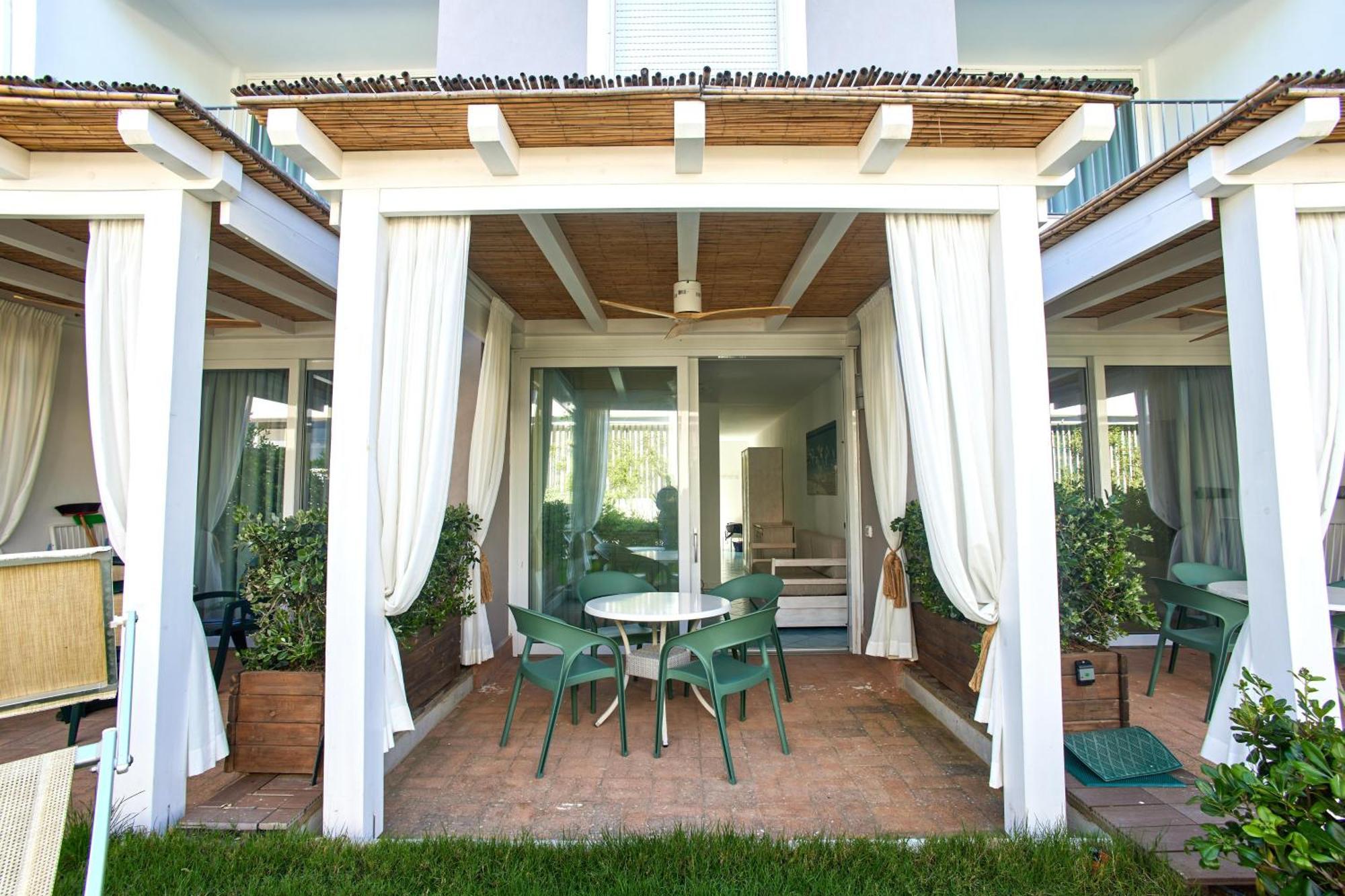 אצ'יארולי Ancora Resort מראה חיצוני תמונה