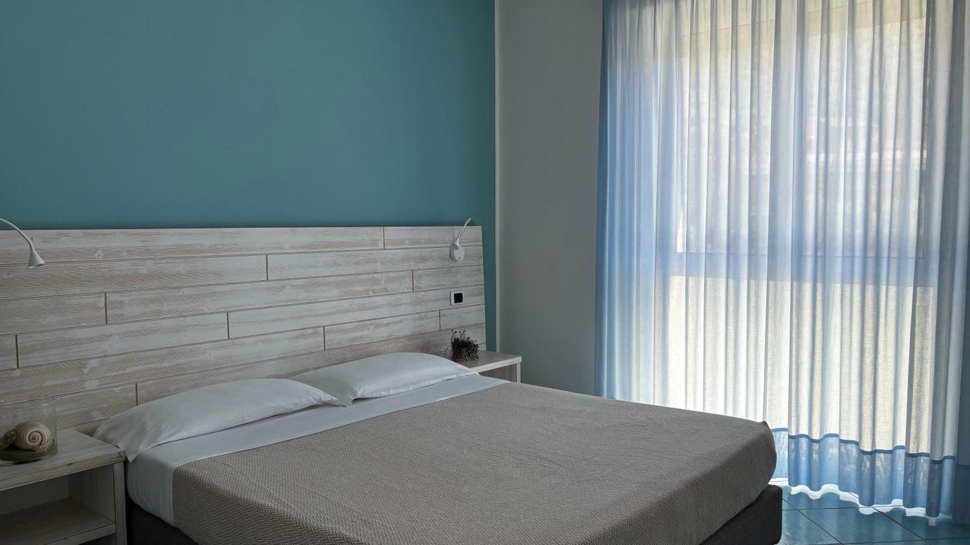 אצ'יארולי Ancora Resort מראה חיצוני תמונה