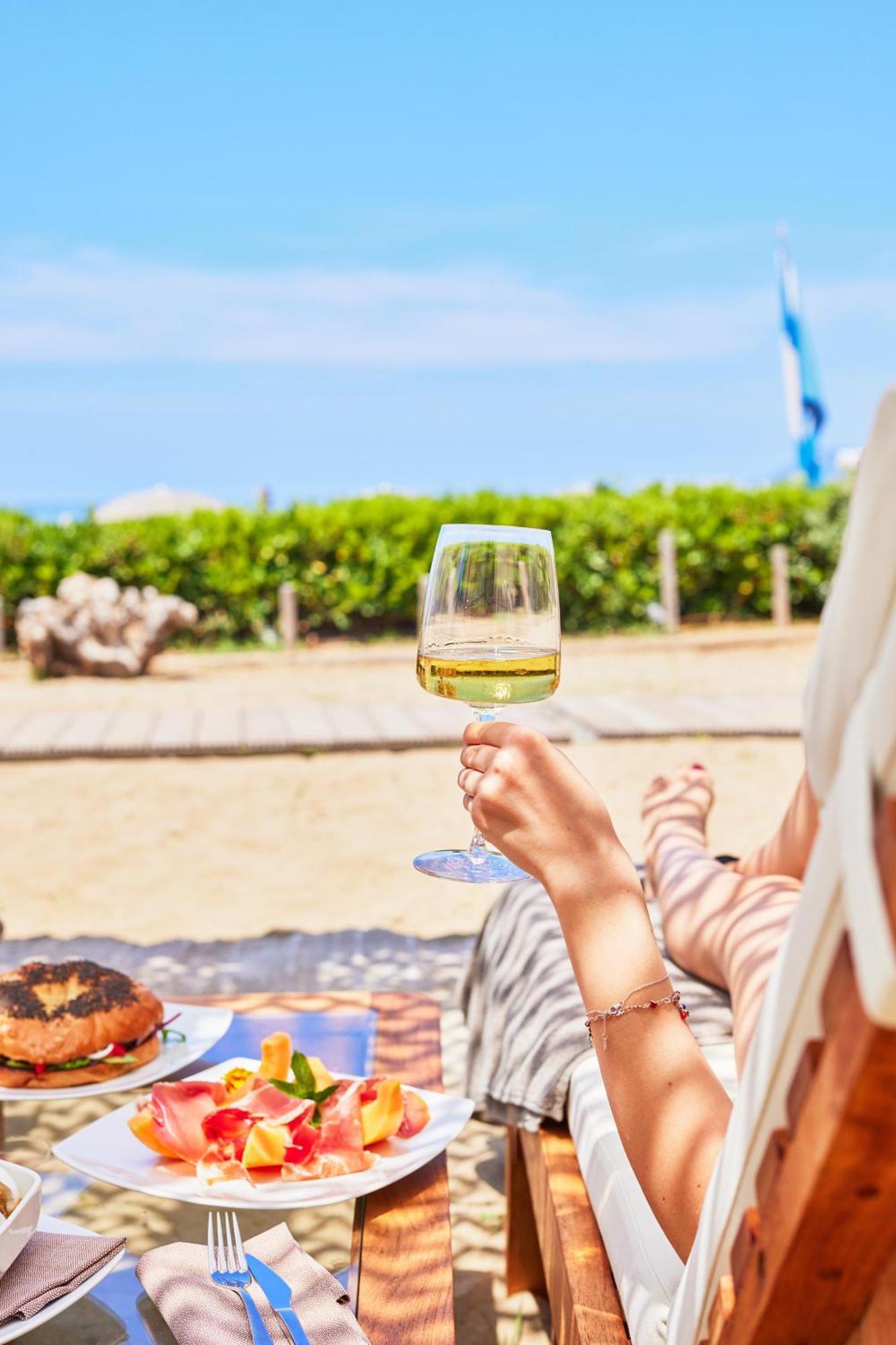 אצ'יארולי Ancora Resort מראה חיצוני תמונה